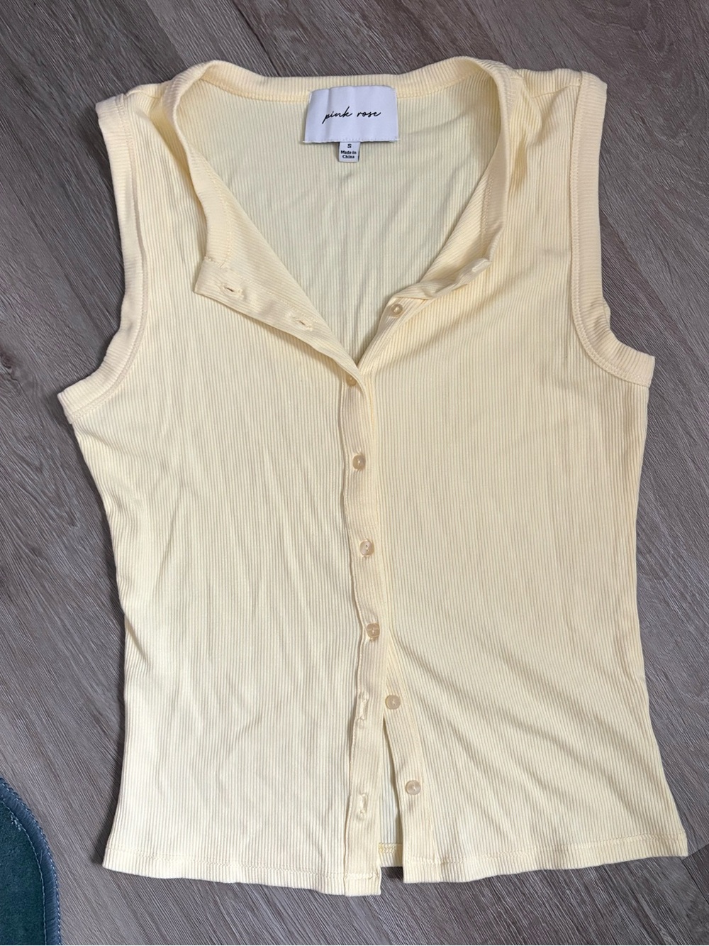 Pink Rose Pale Yellow Ribbed Button-Front Tank